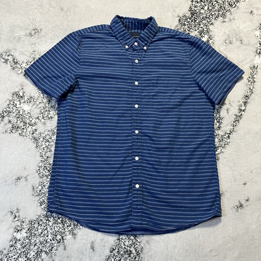 American Eagle men's blue‎ striped short-sleeve button-down shirt
